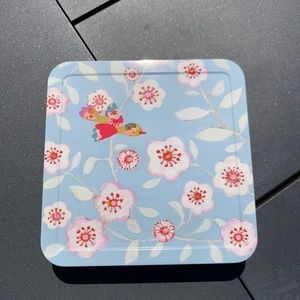 New Maileg Tin Box Holder for Bunny Mice Clothes